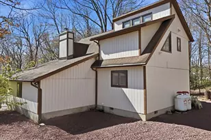 250 Sheridan Dr, Tobyhanna, PA 18466 - Photo 9