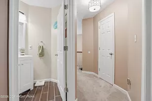 49 Seneca Rd, Mount Pocono, PA 18344 - Photo 23