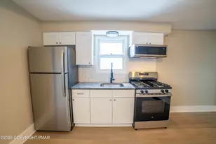 811 Monroe St, Stroudsburg, PA 18360 - Photo 9