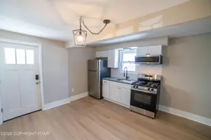 811 Monroe St, Stroudsburg, PA 18360 - Photo 5