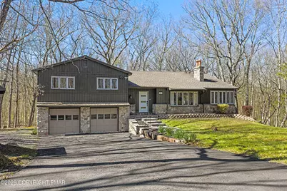  109 Luton Court, Bushkill, PA 18324 - Photo 7