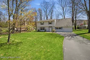 30 Yorktown Rd, Mountain Top, PA 18707 - Photo 31