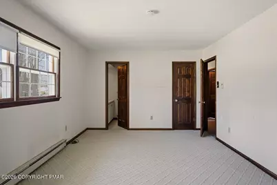  30 Yorktown Road, Mountain Top, PA 18707 - Photo 17