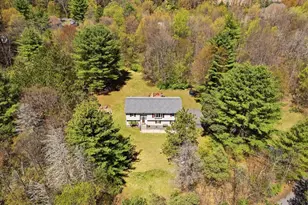 211 Bear Medicine Cir, Effort, PA 18330 - Photo 3
