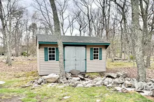 229 Hummingbird Trl, Bushkill, PA 18324 - Photo 21