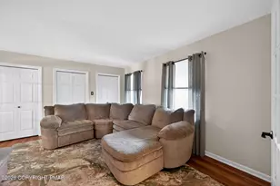 6415 Taunton Rd, Harrisburg, PA 17111 - Photo 7