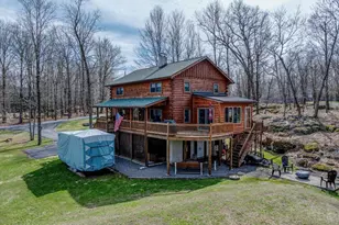 103 Summit Dr, Greentown, PA 18426 - Photo 1