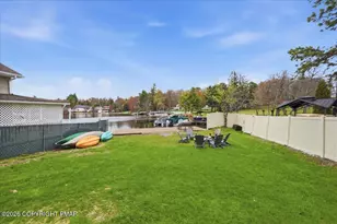 32 S Lake Dr, Lake Harmony, PA 18624 - Photo 15