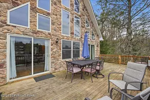 32 S Lake Dr, Lake Harmony, PA 18624 - Photo 17