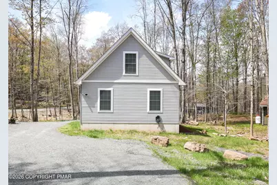  1-2-3 Lake Shore Dr, East Stroudsburg, PA 18302 - Photo 11