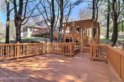  125 Clearview Drive, Scotrun, PA 18355 - Photo 9