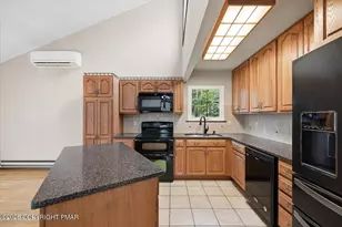 1238 Glenbrook Rd, Bartonsville, PA 18321 - Photo 31