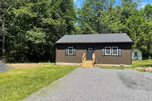 32 Laurel Ln, Albrightsville, PA 18210 - Photo 1