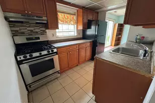9 Spring Ln, East Stroudsburg, PA 18301 - Photo 5