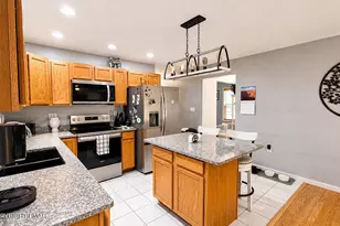 14 W Chickadee Ln, Albrightsville, PA 18210 - Photo 9