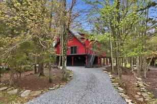883 Deerfield Rd, Lake Ariel, PA 18436 - Photo 3