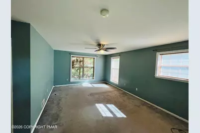  220 Hawthorne Village Court, East Stroudsburg, PA 18302 - Photo 15