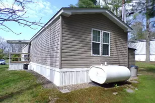 141 Gold Ln, Stroudsburg, PA 18360 - Photo 7