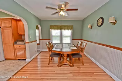  142 Maple Avenue, East Stroudsburg, PA 18301 - Photo 7