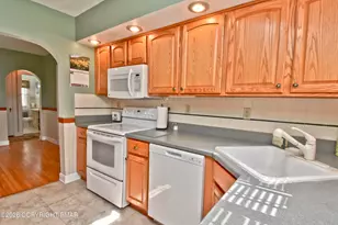 142 Maple Ave, East Stroudsburg, PA 18301 - Photo 13