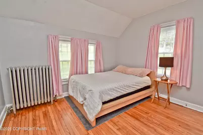  142 Maple Avenue, East Stroudsburg, PA 18301 - Photo 17