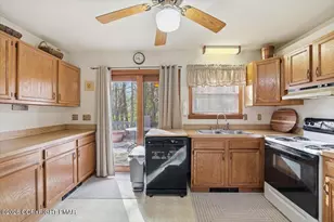 115 Ellison Ln, Cresco, PA 18326 - Photo 27