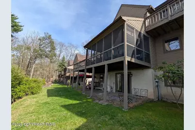  110 Woodmont Circle, Greentown, PA 18426 - Photo 3