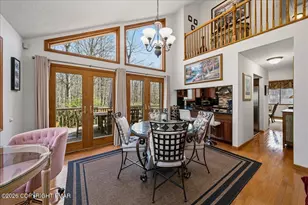 3176 Bluebird Dr, Bushkill, PA 18324 - Photo 3
