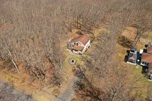 3176 Bluebird Dr, Bushkill, PA 18324 - Photo 35