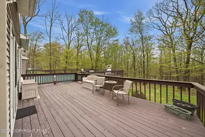  211 Michael Lane, Stroudsburg, PA 18360 - Photo 13