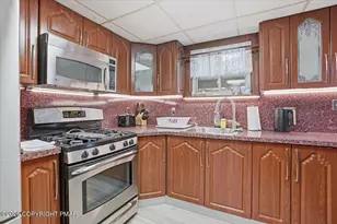 3204 Carobeth Dr, Tobyhanna, PA 18466 - Photo 9