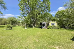 279 E Lizard Creek Rd, Lehighton, PA 18235 - Photo 1