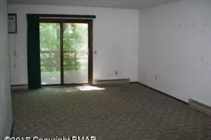15 Villas Rd, Mount Pocono, PA 18344 - Photo 5