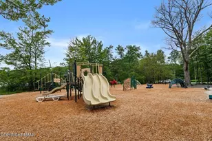 2105 Larkspur Ln, Tobyhanna, PA 18466 - Photo 45