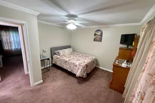 2105 Larkspur Ln, Tobyhanna, PA 18466 - Photo 15