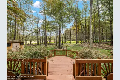  1025 Maplewood Drive, Newfoundland, PA 18445 - Photo 9