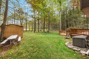 1025 Maplewood Dr, Newfoundland, PA 18445 - Photo 29