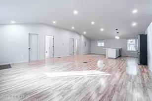 113 Netcong Cir, Pocono Lake, PA 18347 - Photo 13