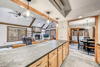  171 Crocketts Crescent, Pocono Pines, PA 18350 - Photo 5