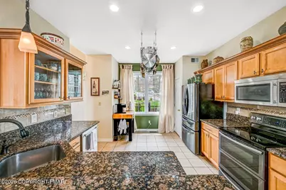 208 Lenni Trail, Pocono Pines, PA 18350 - Photo 13