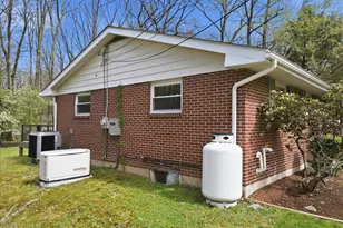 345 Laurel Lake Rd, Bartonsville, PA 18321 - Photo 73