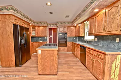  113 Heather Circle, East Stroudsburg, PA 18301 - Photo 3