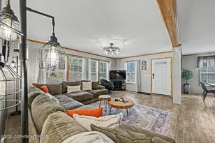 2194 Snow Hill Falls Rd, Cresco, PA 18326 - Photo 23