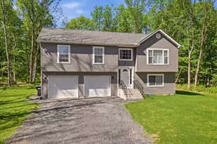 191 Squirrelwood Ct, Effort, PA 18330 - Photo 1