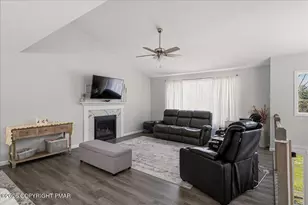 191 Squirrelwood Ct, Effort, PA 18330 - Photo 17