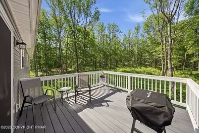  191 Squirrelwood Court, Effort, PA 18330 - Photo 5