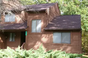 409 Tudor Ct, Bushkill, PA 18324 - Photo 5