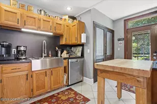 171 W Broadway, Jim Thorpe, PA 18229 - Photo 11