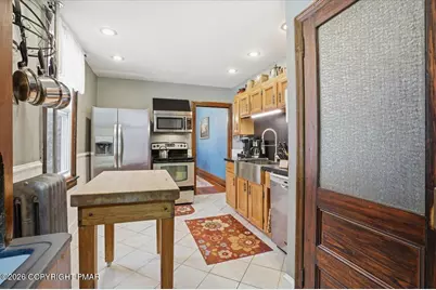 171 W Broadway, Jim Thorpe, PA 18229 - Photo 13