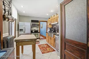 171 W Broadway, Jim Thorpe, PA 18229 - Photo 13